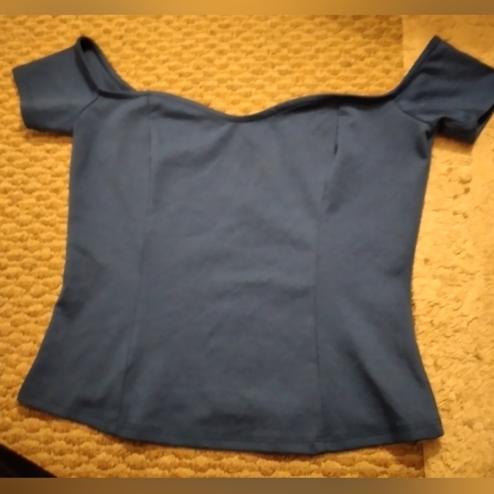 😊5 for $20 Blue top